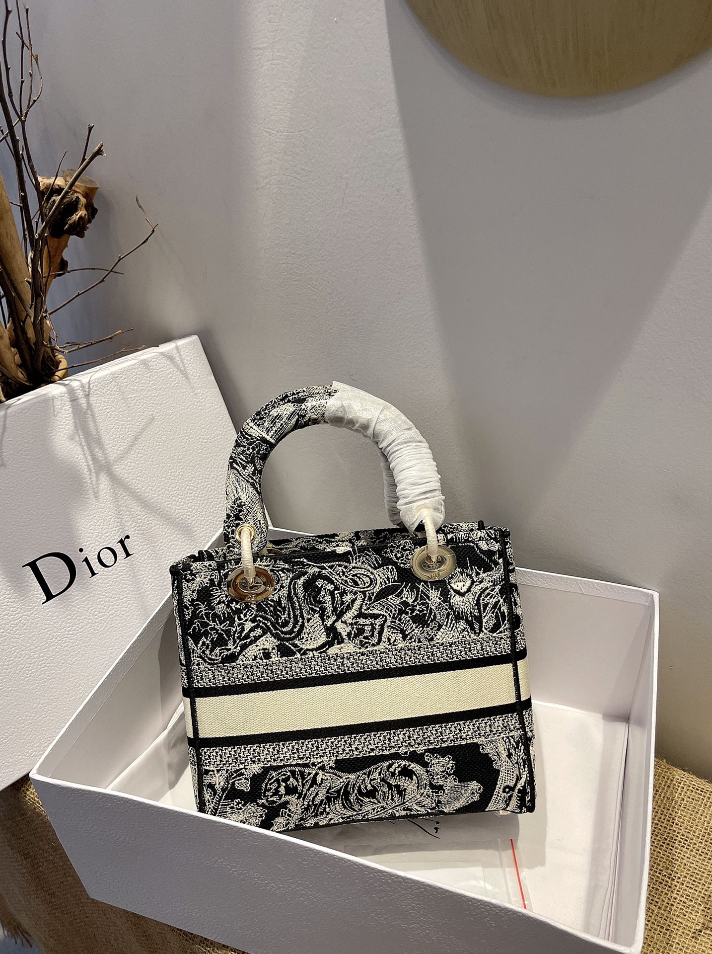 Free shipping LuxluxHouse Dior Top Bag 24*20*11cm