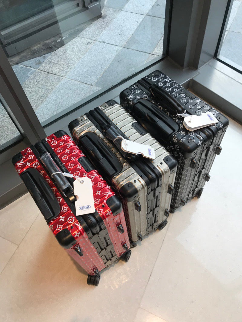 L*V S*upreme r*imowa Luggage (LuxluxHouse)