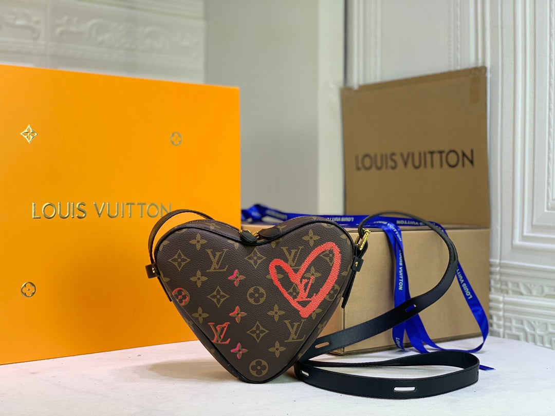 LuxluxHouse Great quality Louis Vuitton Bag Top Quality 22*20*6CM Free shipping