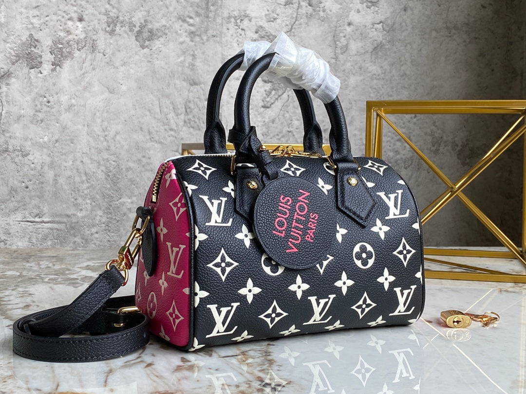 LuxluxHouse Great quality Louis Vuitton Bag Top Quality 20.5*13.5*12CM Free shipping