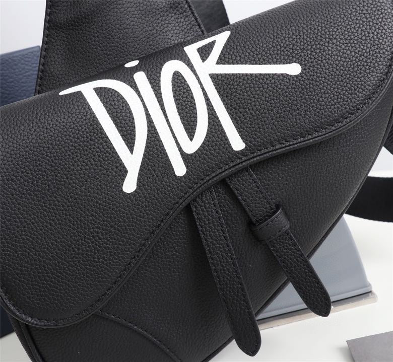 Free shipping LuxluxHouse Dior Top Bag 20*28.6*5cm