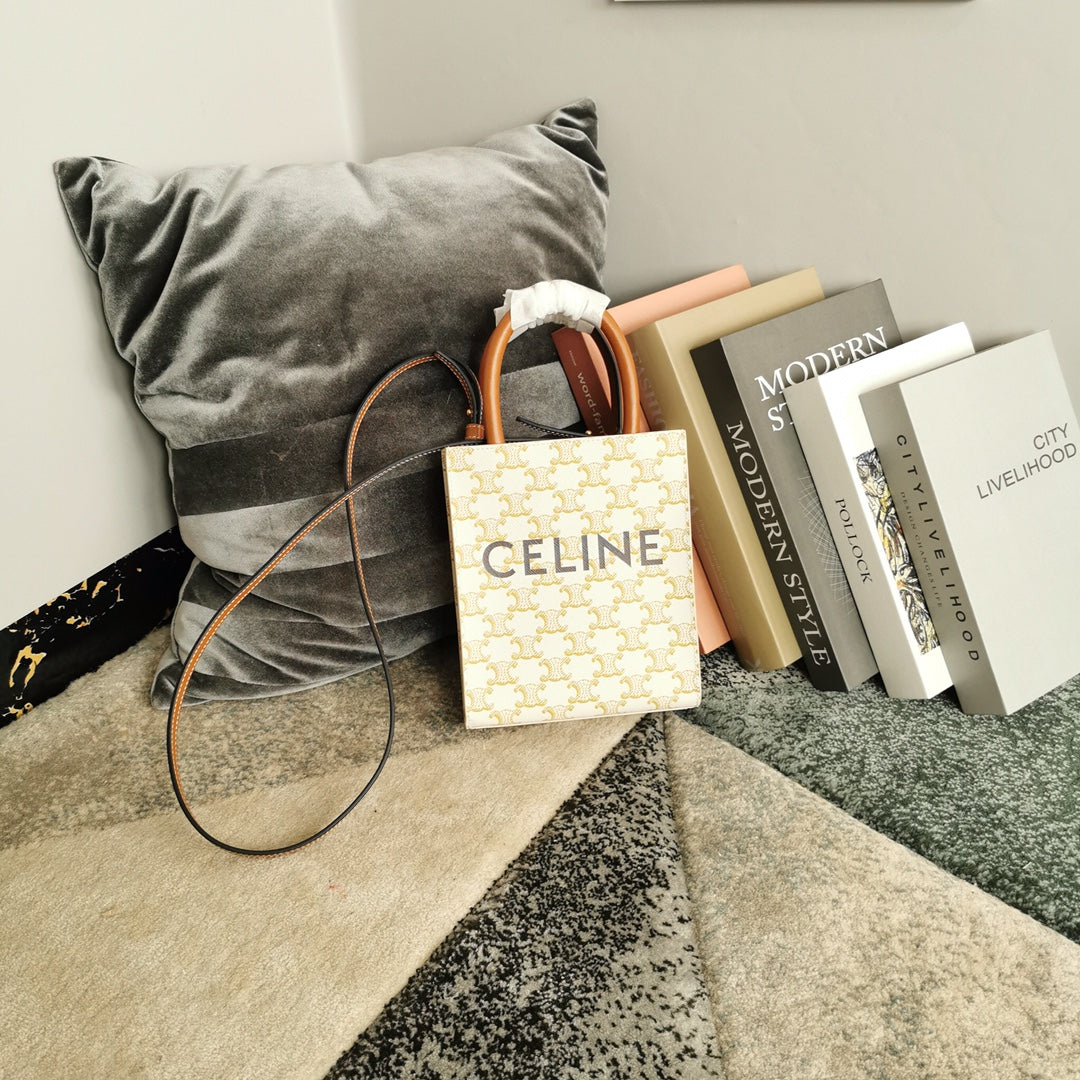 LuxluxHouse Great quality Celine Top Bag 17*21*4cm Free shipping