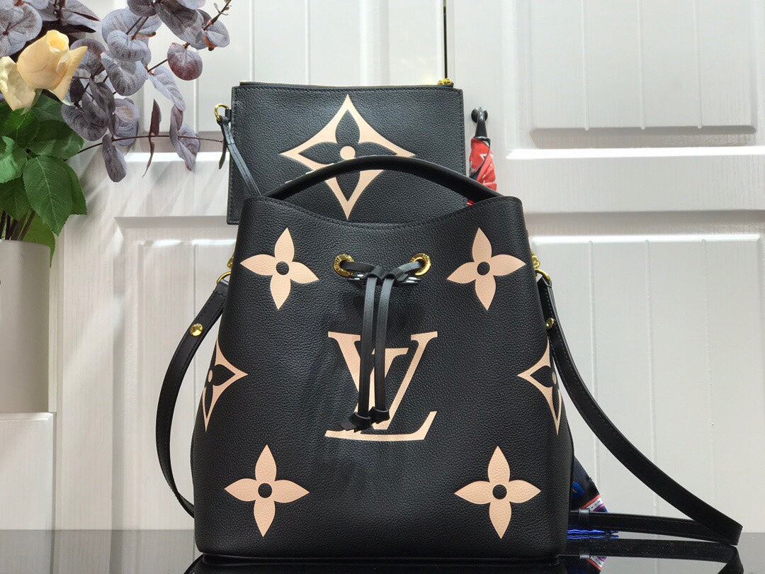 LuxluxHouse Great quality Louis Vuitton Bag Top Quality 26*26*17.5cm Free shipping