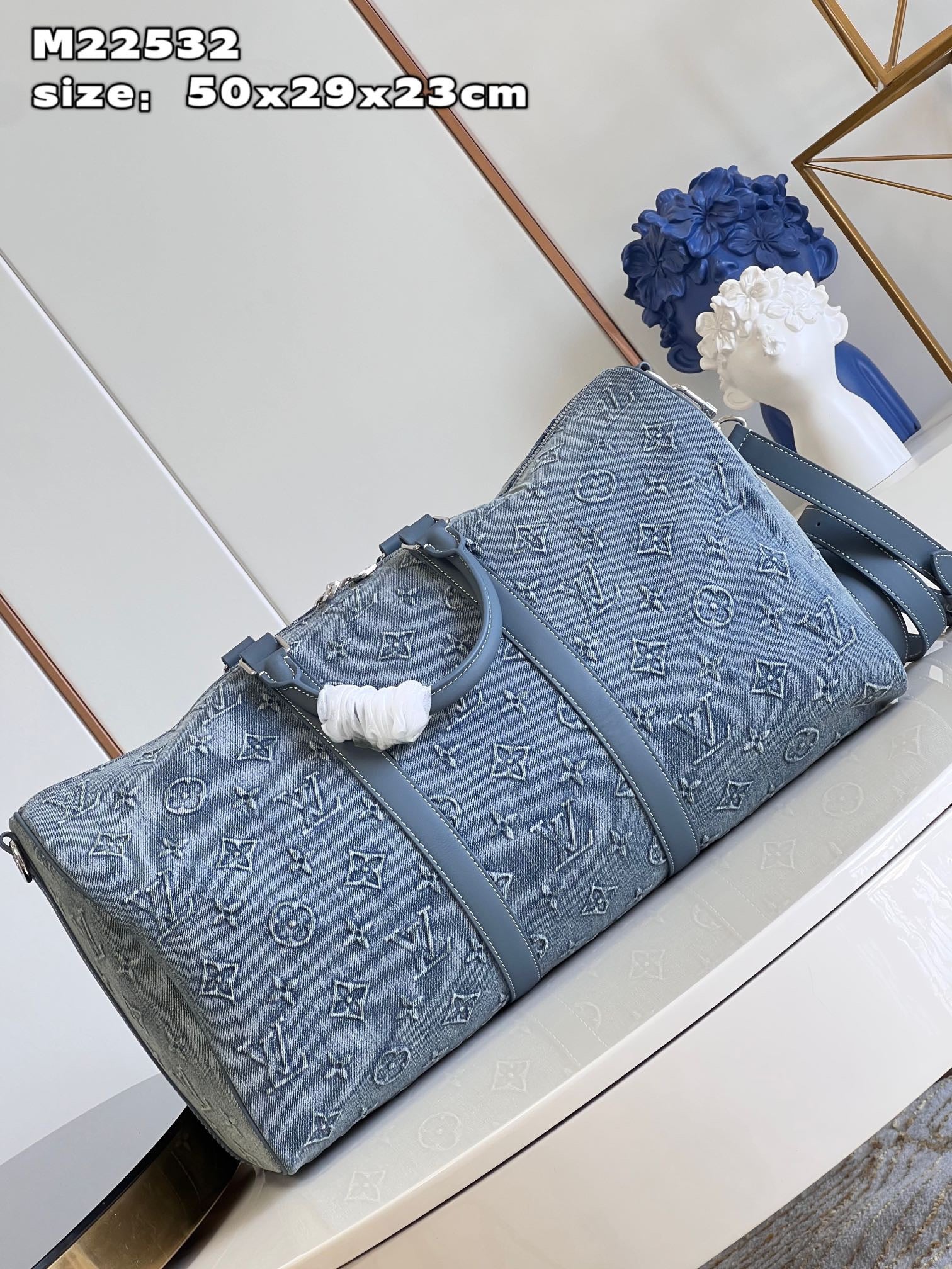 Louis Vuitton Top Bag m22532 (LuxluxHouse)