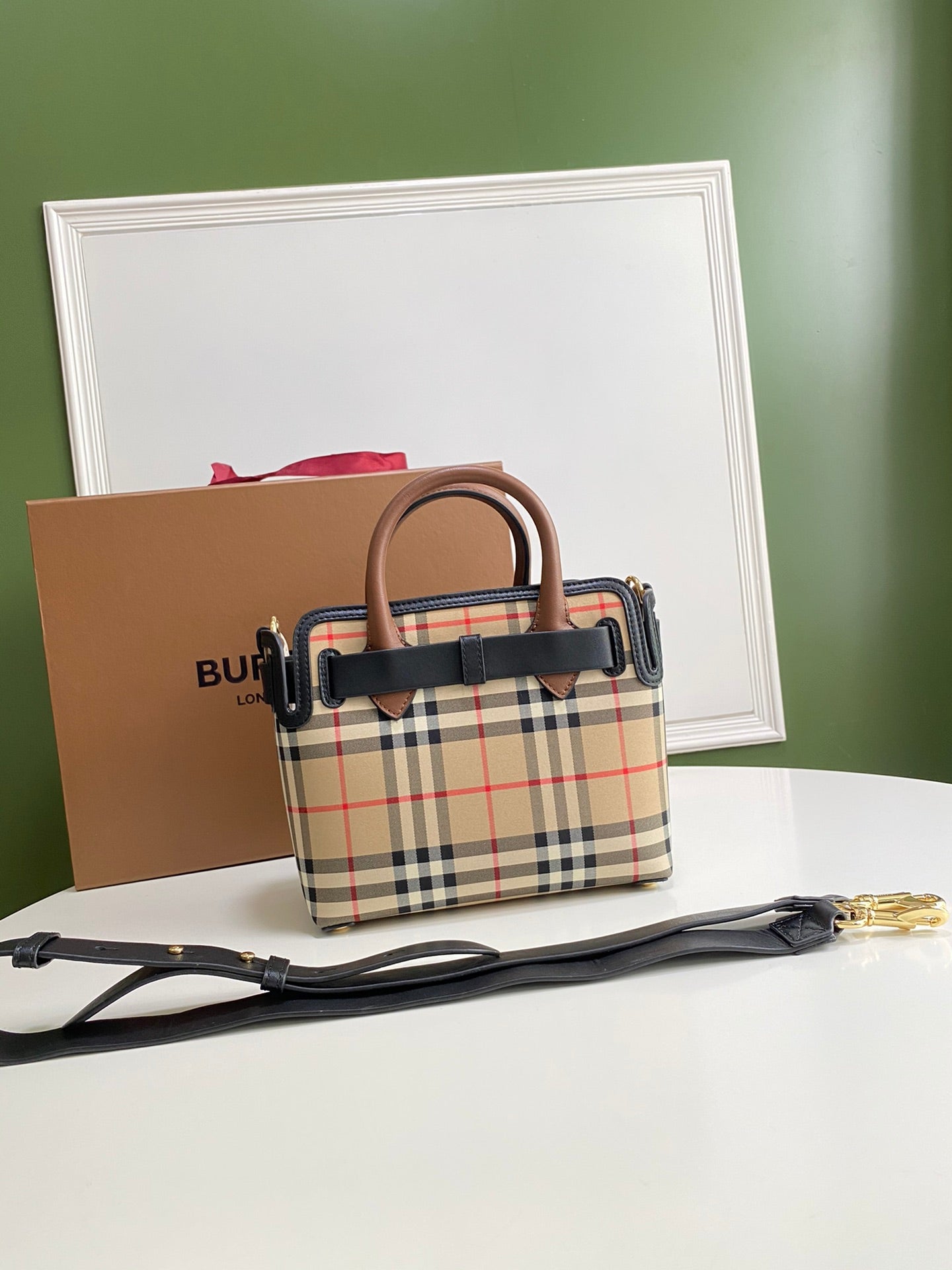 LuxluxHouse Great quality Burberry Bag Top Quality 21.5*12*19cm Free shipping