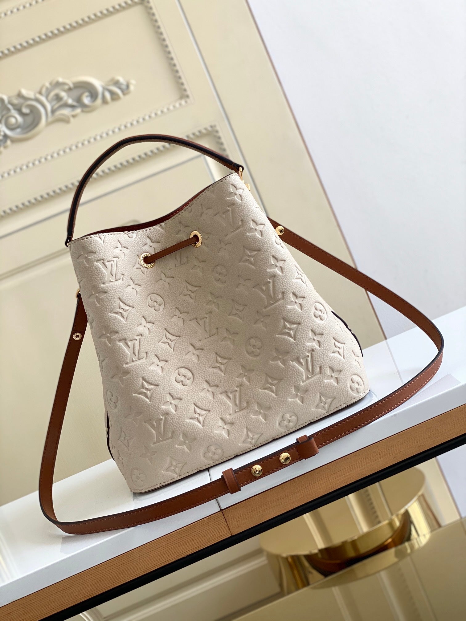 LuxluxHouse Great quality Louis Vuitton Top Bag 26*26*17.5cm Free shipping