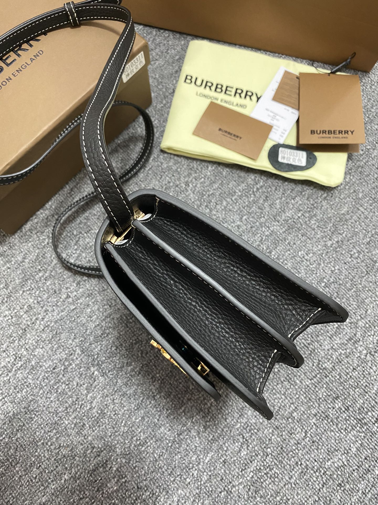 LuxluxHouse Great quality Burberry Bag Top Quality 21*6*16CM Free shipping