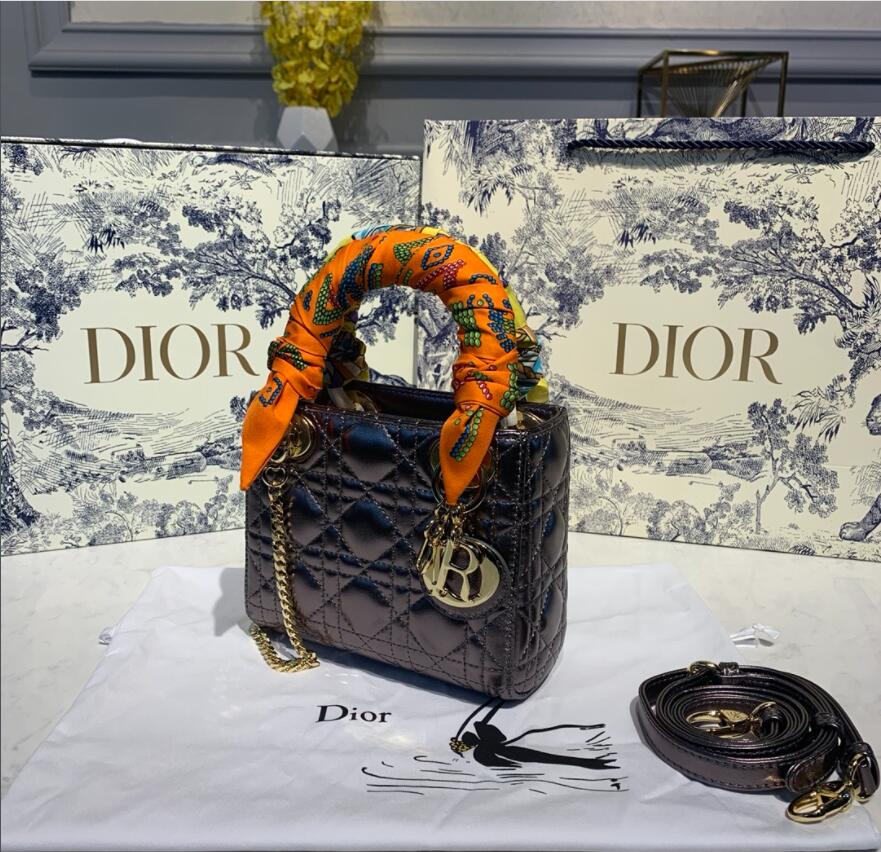 Free shipping LuxluxHouse Dior Top Bag 17*8*14cm