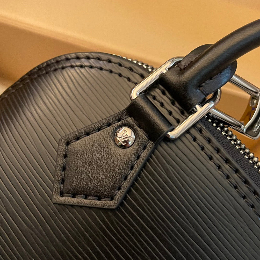 Louis Vuitton Top Bag (LuxluxHouse)