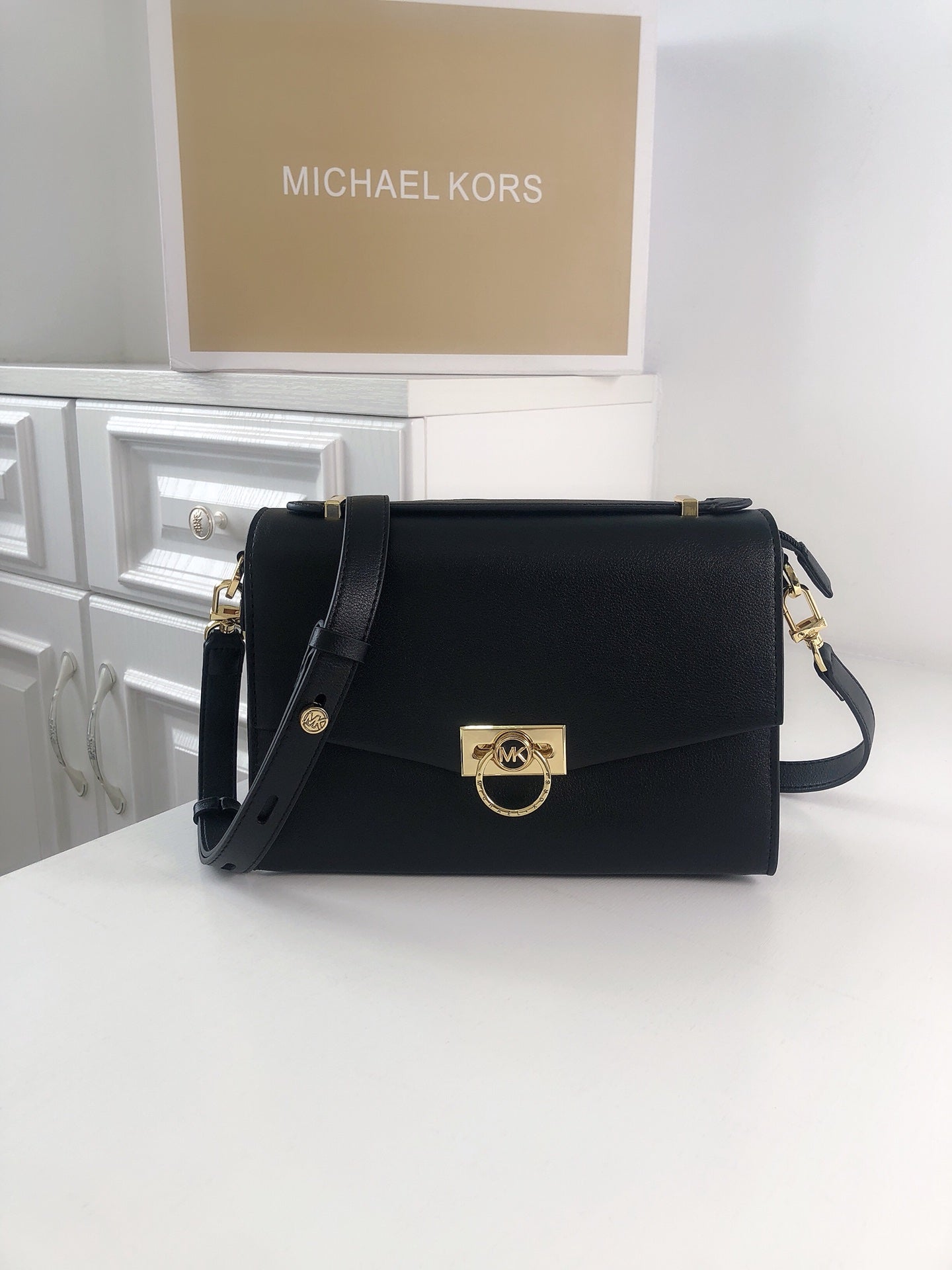 LuxluxHouse Great quality Michael Kors Bag Top Quality 25*18*8.5cm Free shipping