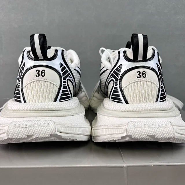 OK batch-Balenciaga 3xl sneaker