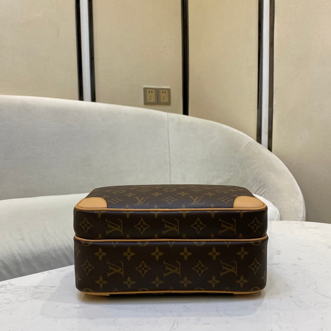 LuxluxHouse Great quality Louis Vuitton Top Bag 28*12.5*20CM Free shipping