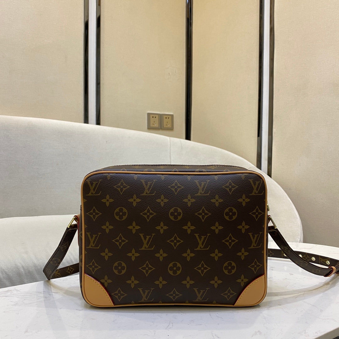 LuxluxHouse Great quality Louis Vuitton Top Bag 28*12.5*20CM Free shipping