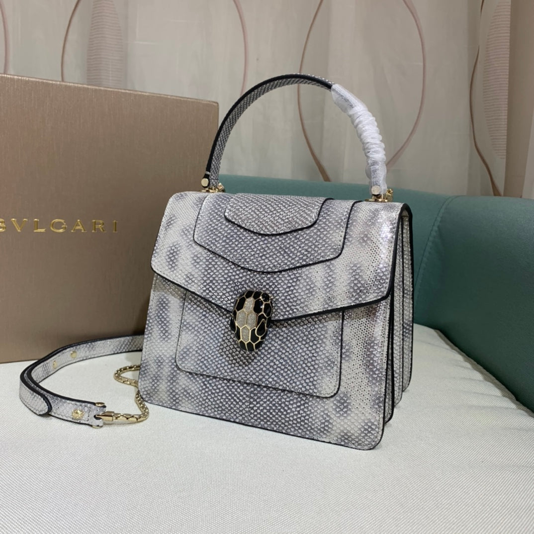 LuxluxHouse Great quality Bvlgari Top Bag 18cm Free shipping