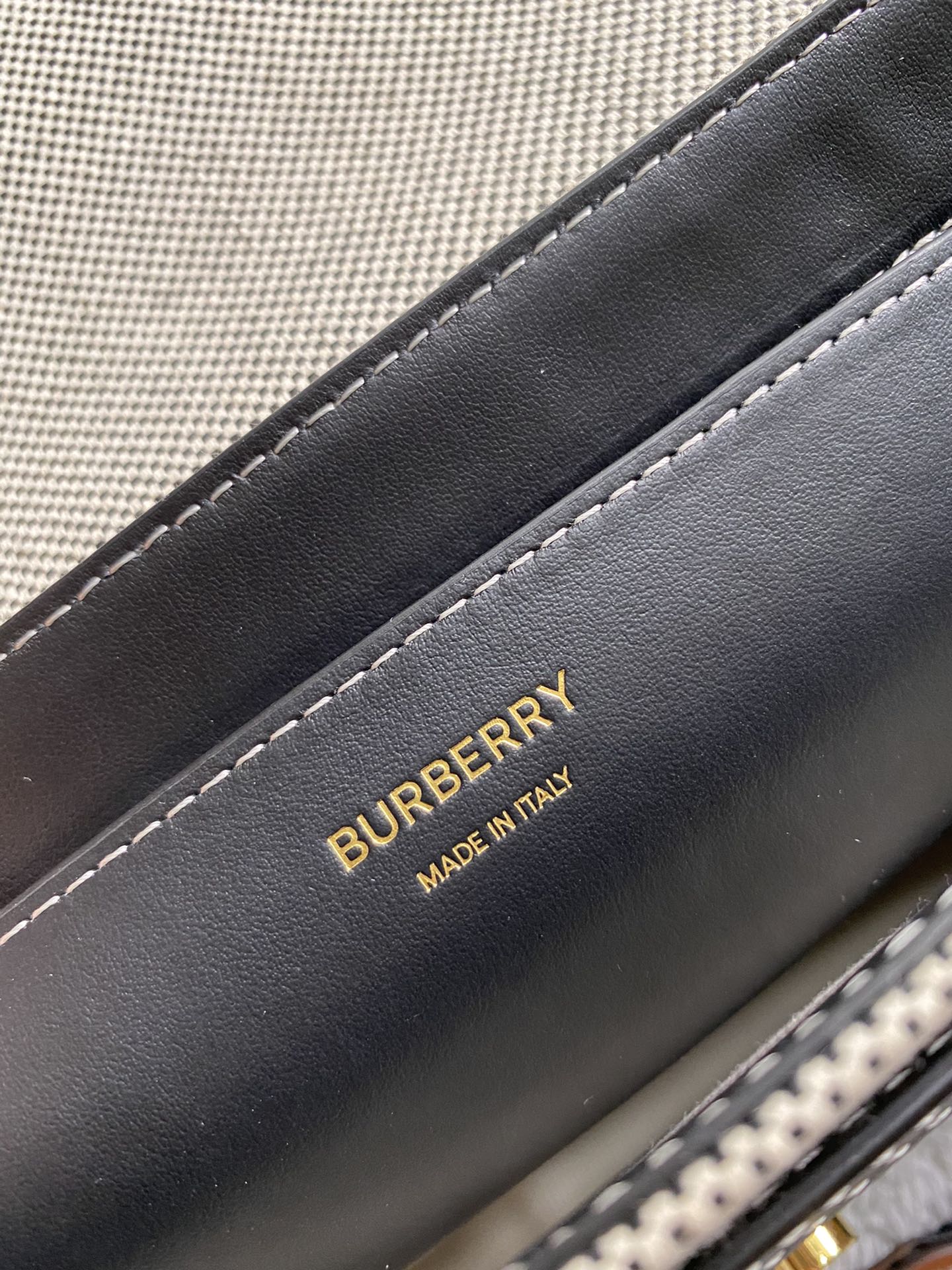 LuxluxHouse Great quality Burberry Bag Top Quality 25*8.5*18CM Free shipping