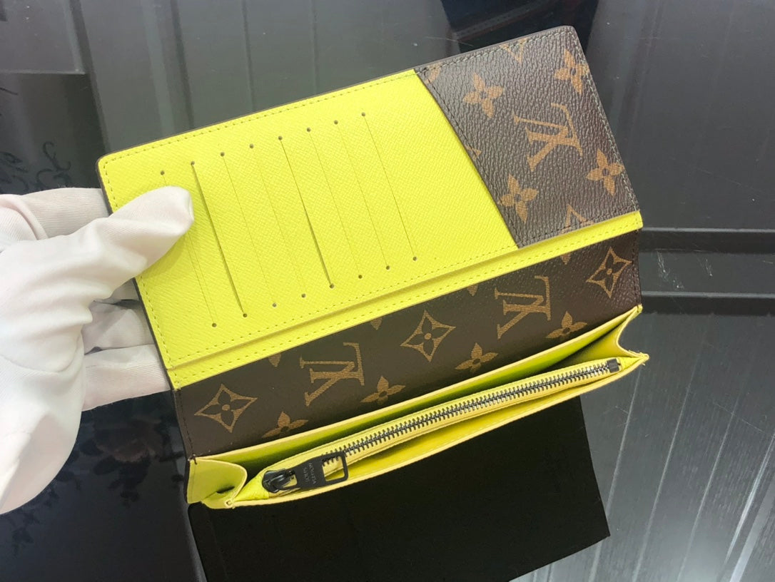 LuxluxHouse Great quality Louis Vuitton Bag Top Quality 10*19*2CM Free shipping