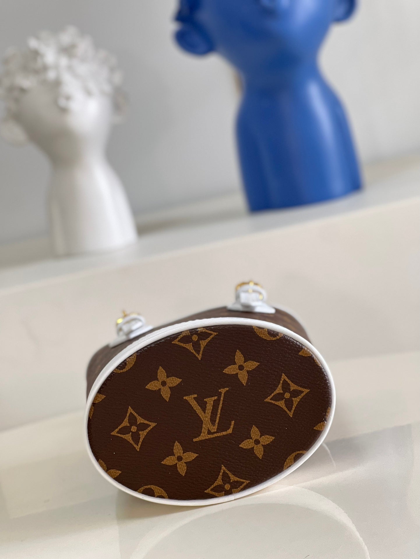 LuxluxHouse Great quality Louis Vuitton Bag Top Quality 13*17*9CM Free shipping