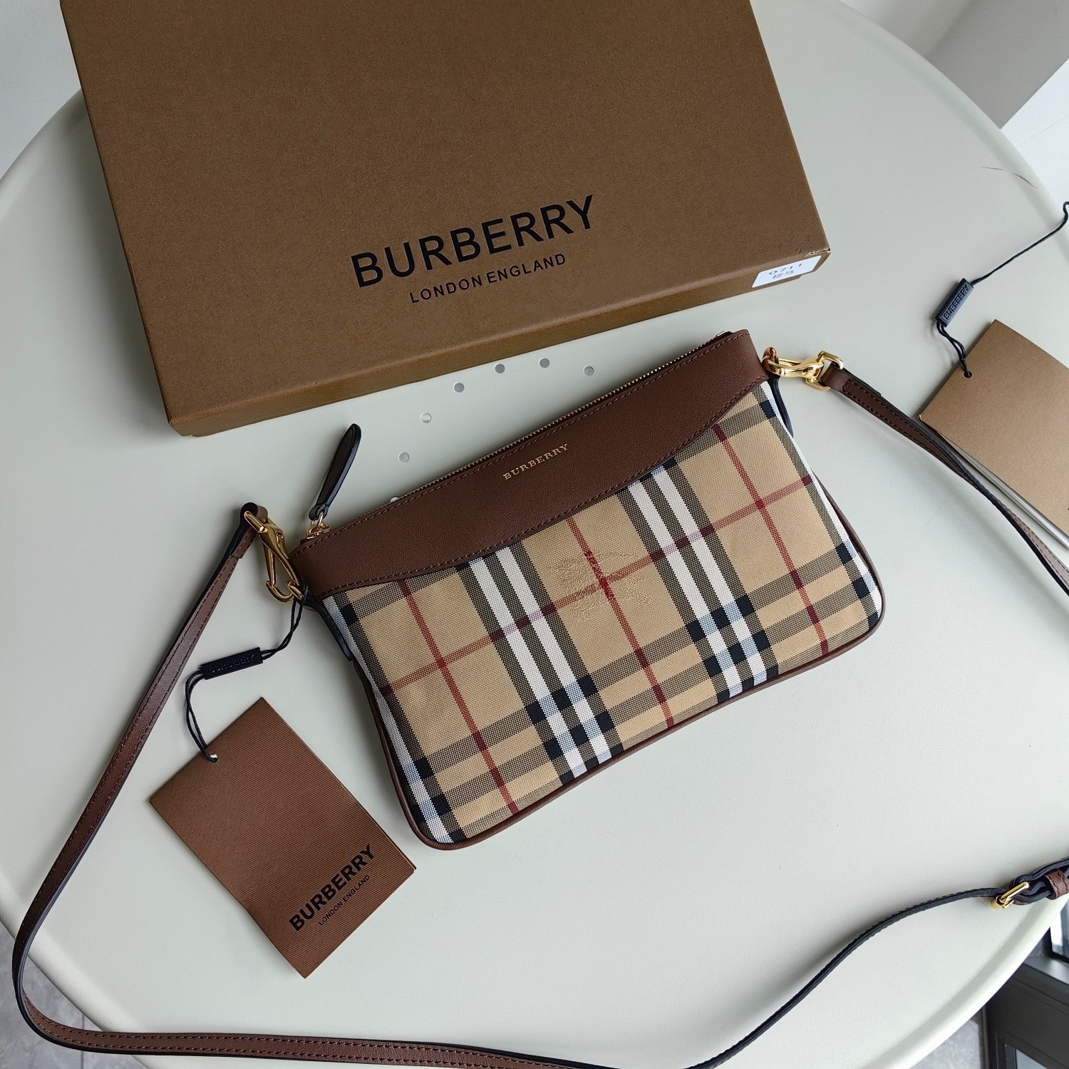 Free shipping LuxluxHouseBurberry Bag Top Quality