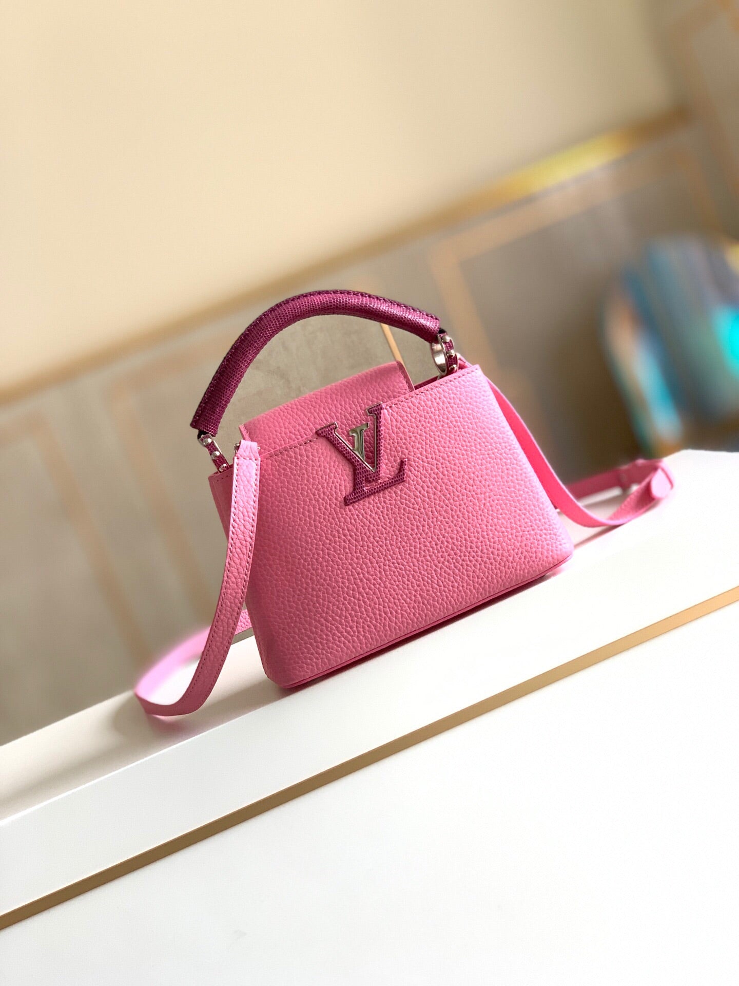 LuxluxHouse Great quality Louis Vuitton Bag Top Quality 21x14x8CM Free shipping