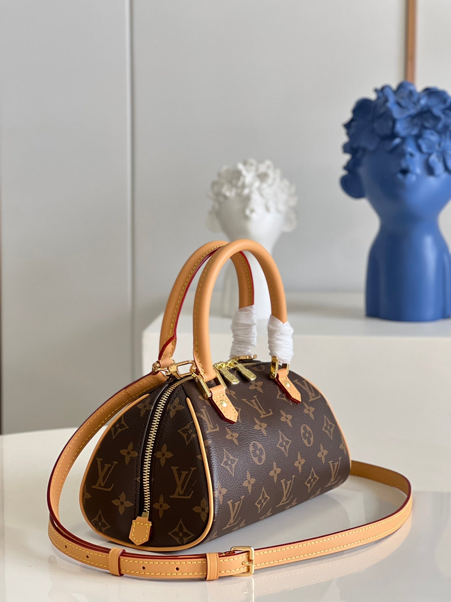 LuxluxHouse Great quality Louis Vuitton Bag Top Quality 23*13*14CM Free shipping