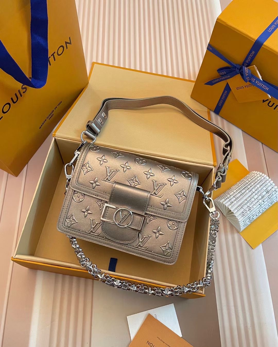 Louis Vuitton M21740 Top Bag (LuxluxHouse)