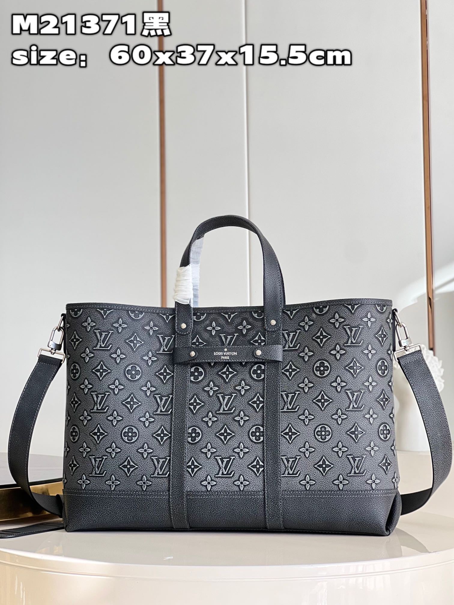 Louis Vuitton tote journey m21371 Top Bag (LuxluxHouse) Free shipping