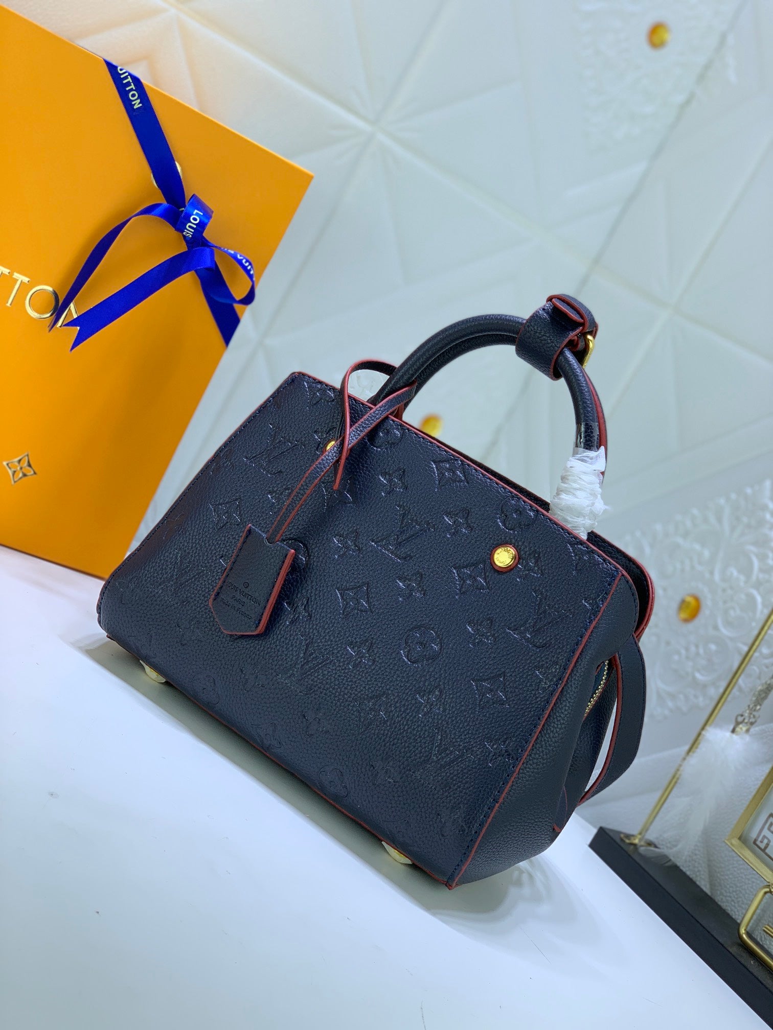 LuxluxHouse Great quality Louis Vuitton Bag Top Quality 29*20*13cm Free shipping