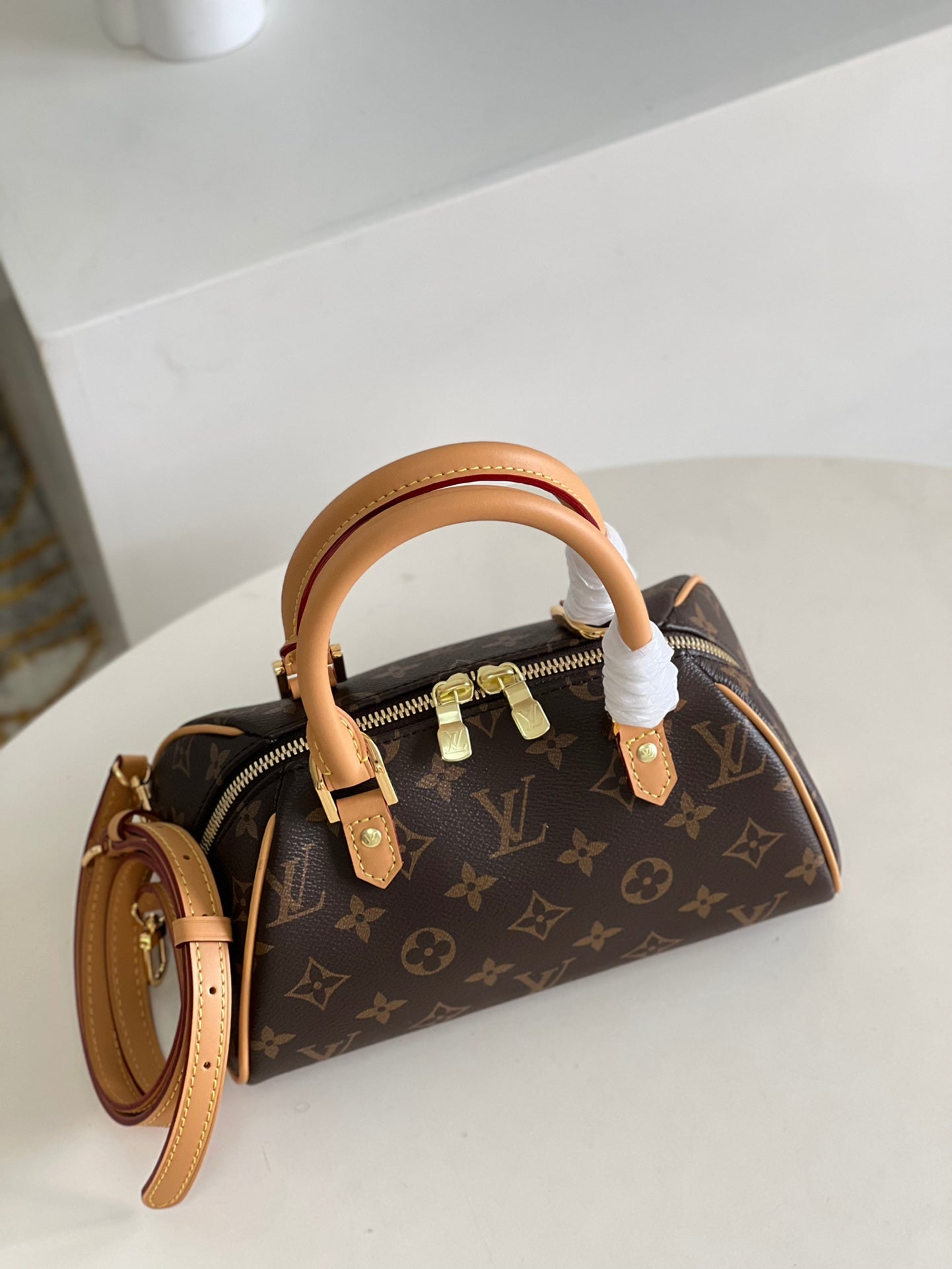 LuxluxHouse Great quality Louis Vuitton Bag Top Quality 23*13*14CM Free shipping