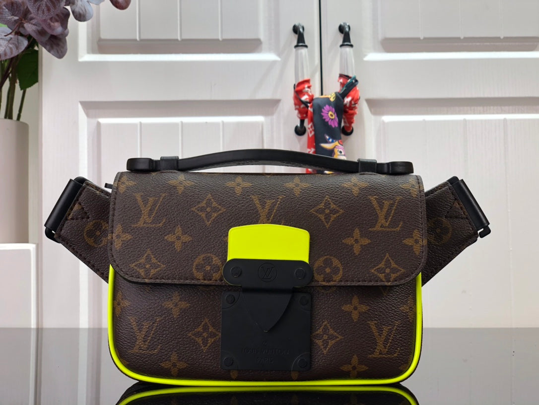 LuxluxHouse Great quality Louis Vuitton Bag Top Quality 21*15*4CM Free shipping