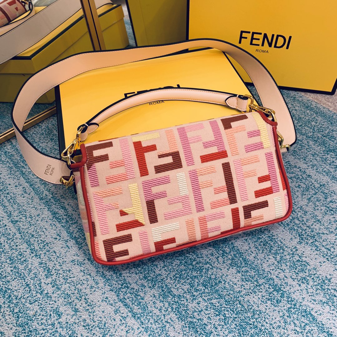 LuxluxHouse Great quality Fendi Top Bag 26x13x6cm Free shipping