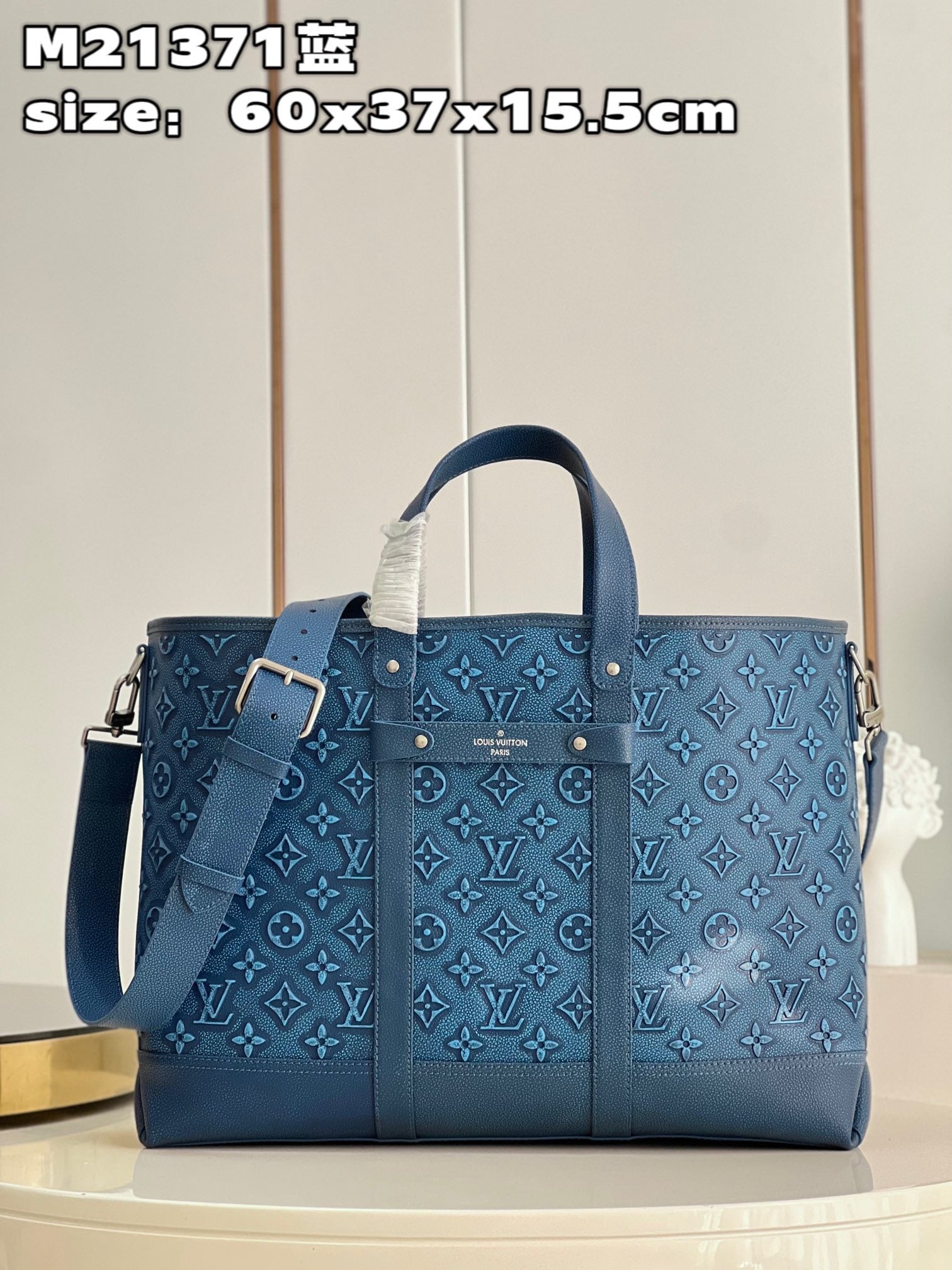 Louis Vuitton tote journey m21371 Top Bag (LuxluxHouse) Free shipping