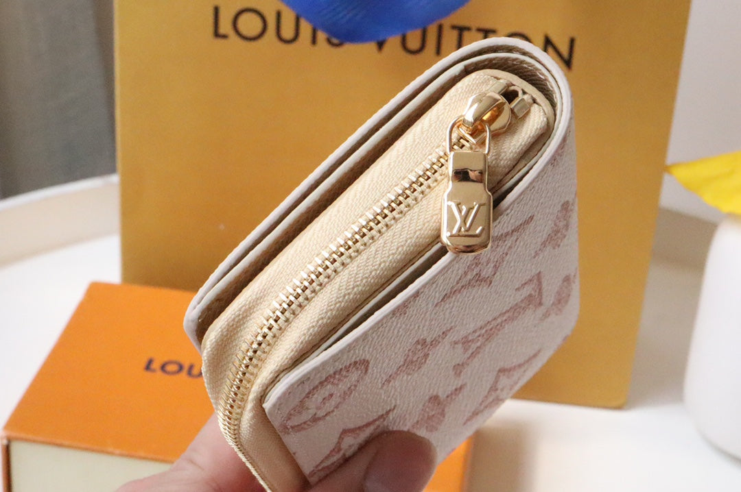 LuxluxHouse Great quality Louis Vuitton Bag Top Quality 11.5*8.5*2.2CM Free shipping