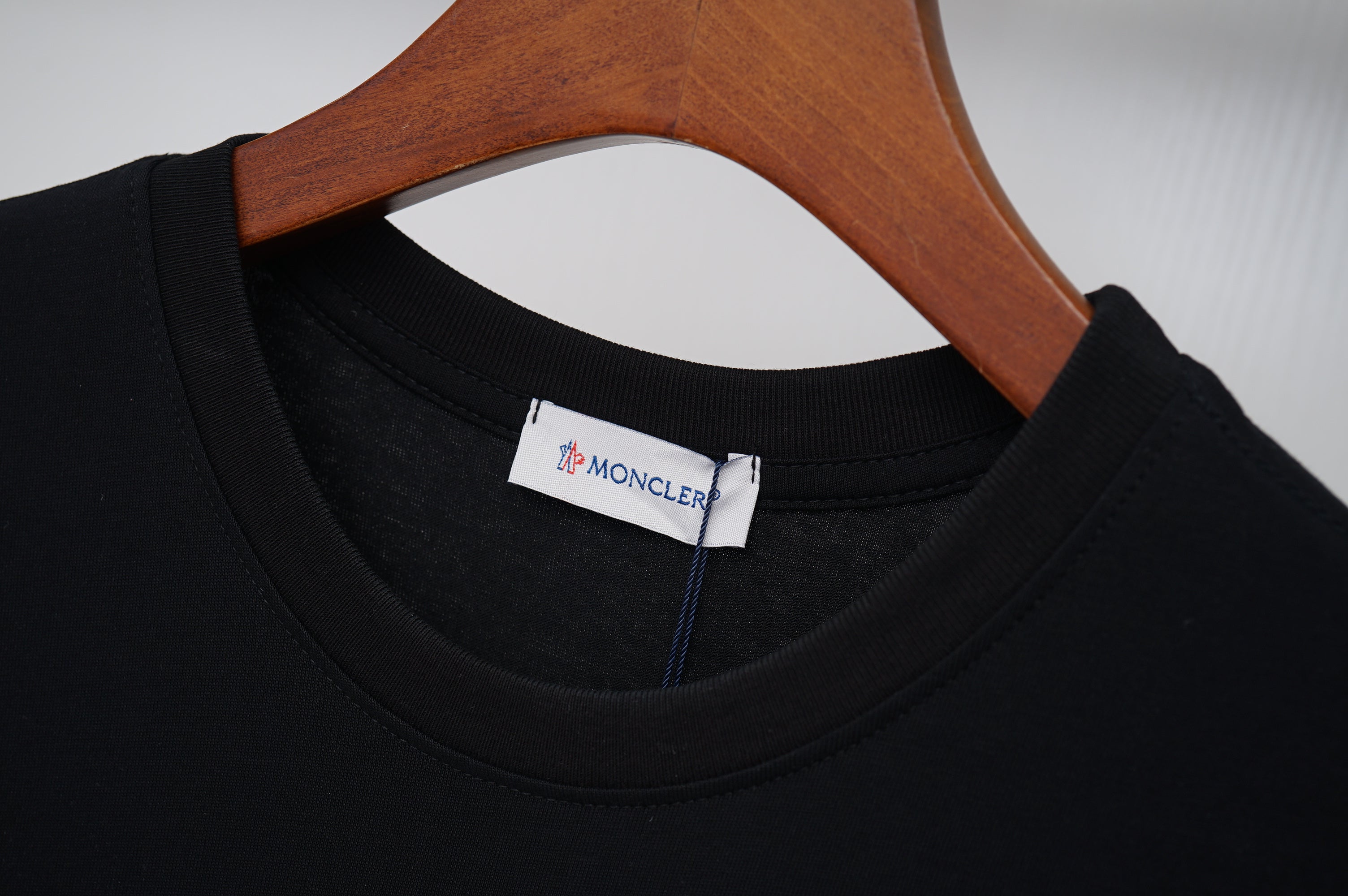 LuxluxHouse Best Quality Clothes T-shirt Moncler