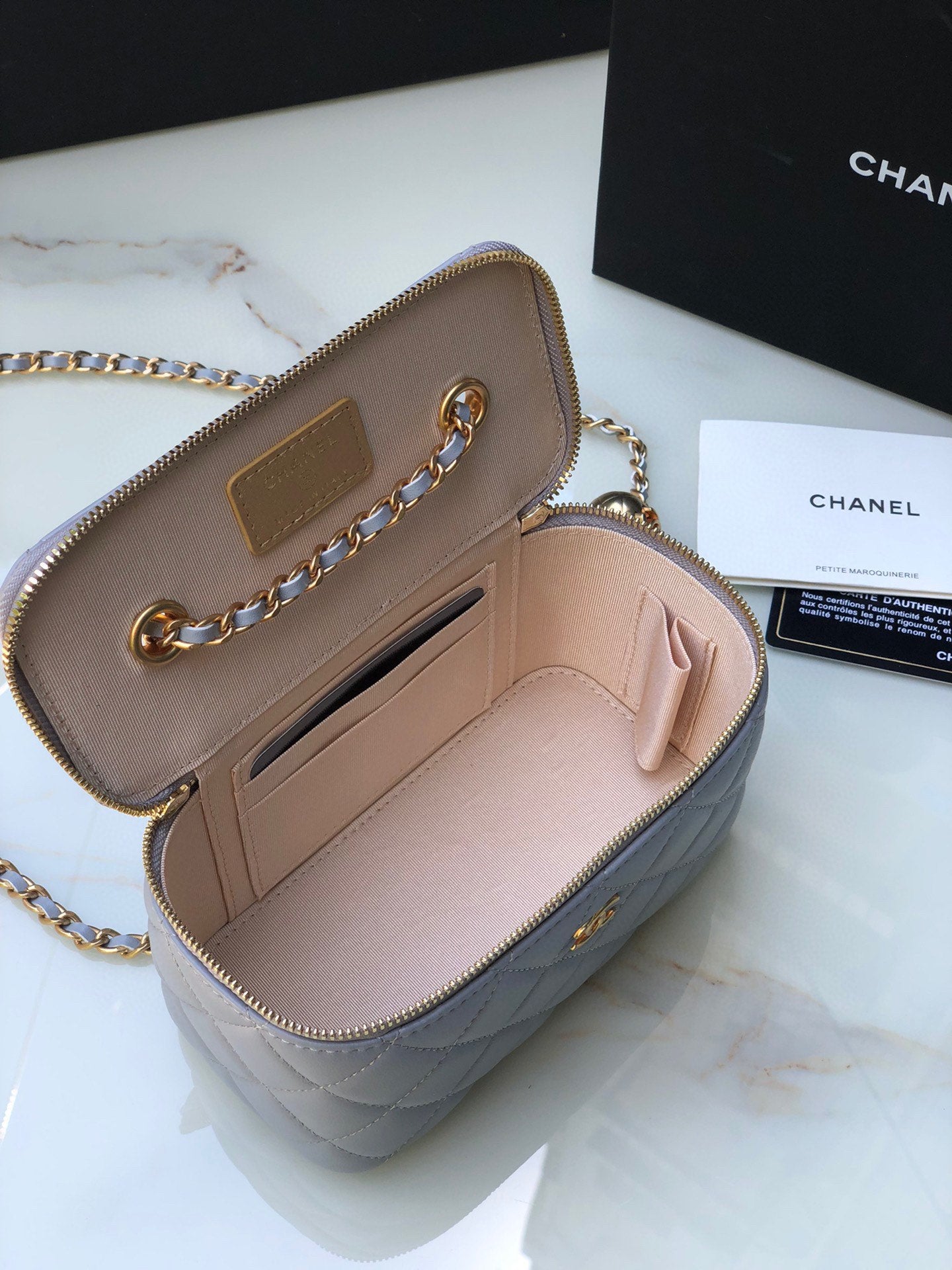 LuxluxHouse Great quality Chanel Top Bag 17*9.5*8CM Free shipping