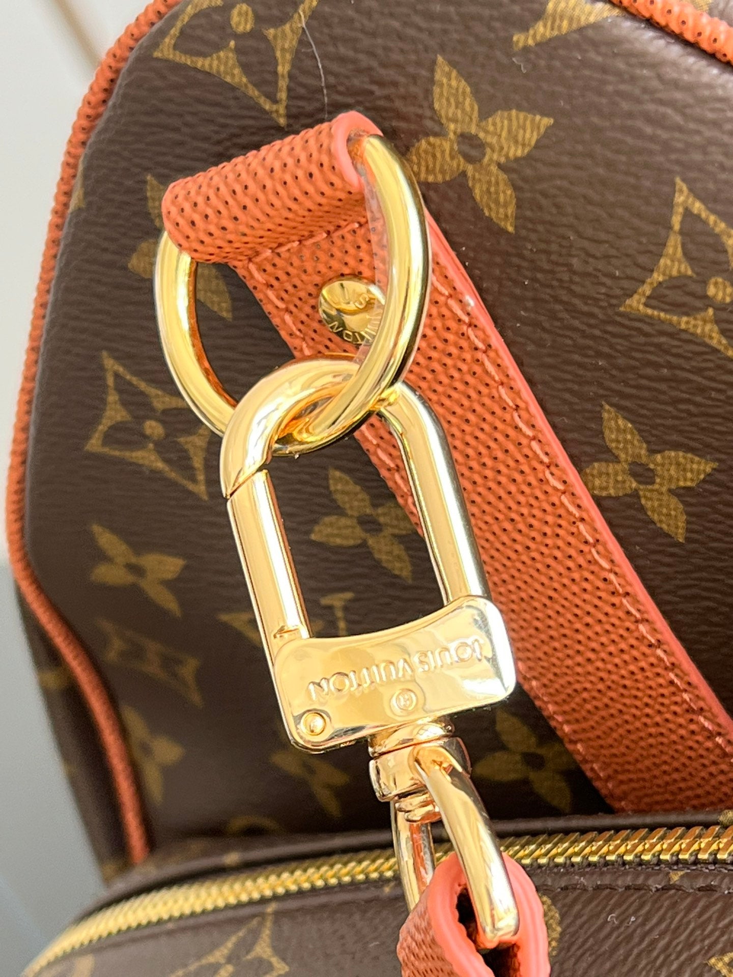 LuxluxHouse Great quality Louis Vuitton Bag Top Quality 65*35*29CM Free shipping