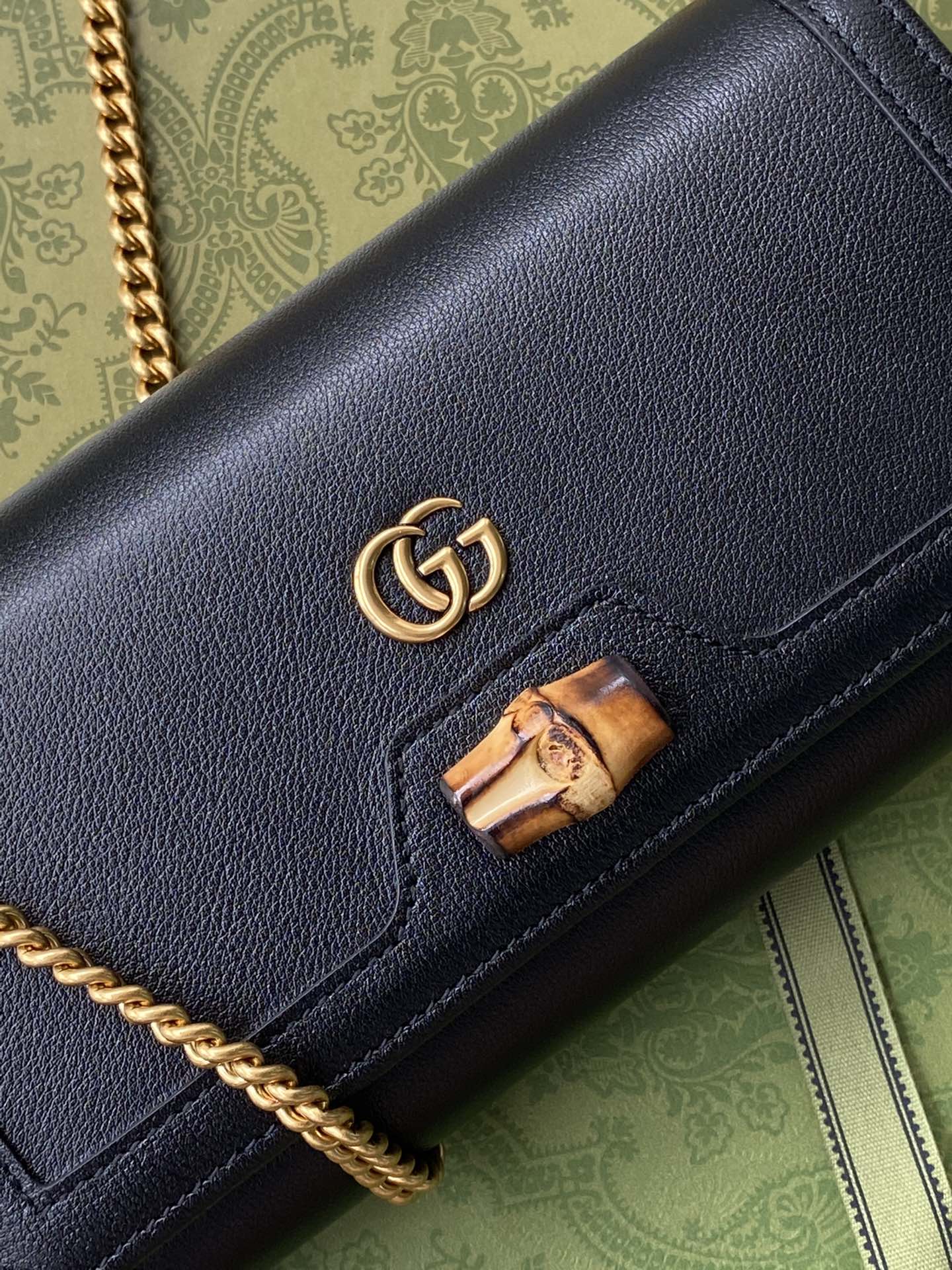 LuxluxHouse Great quality Gucci Bag Top Quality 19*10*3.5CM Free shipping