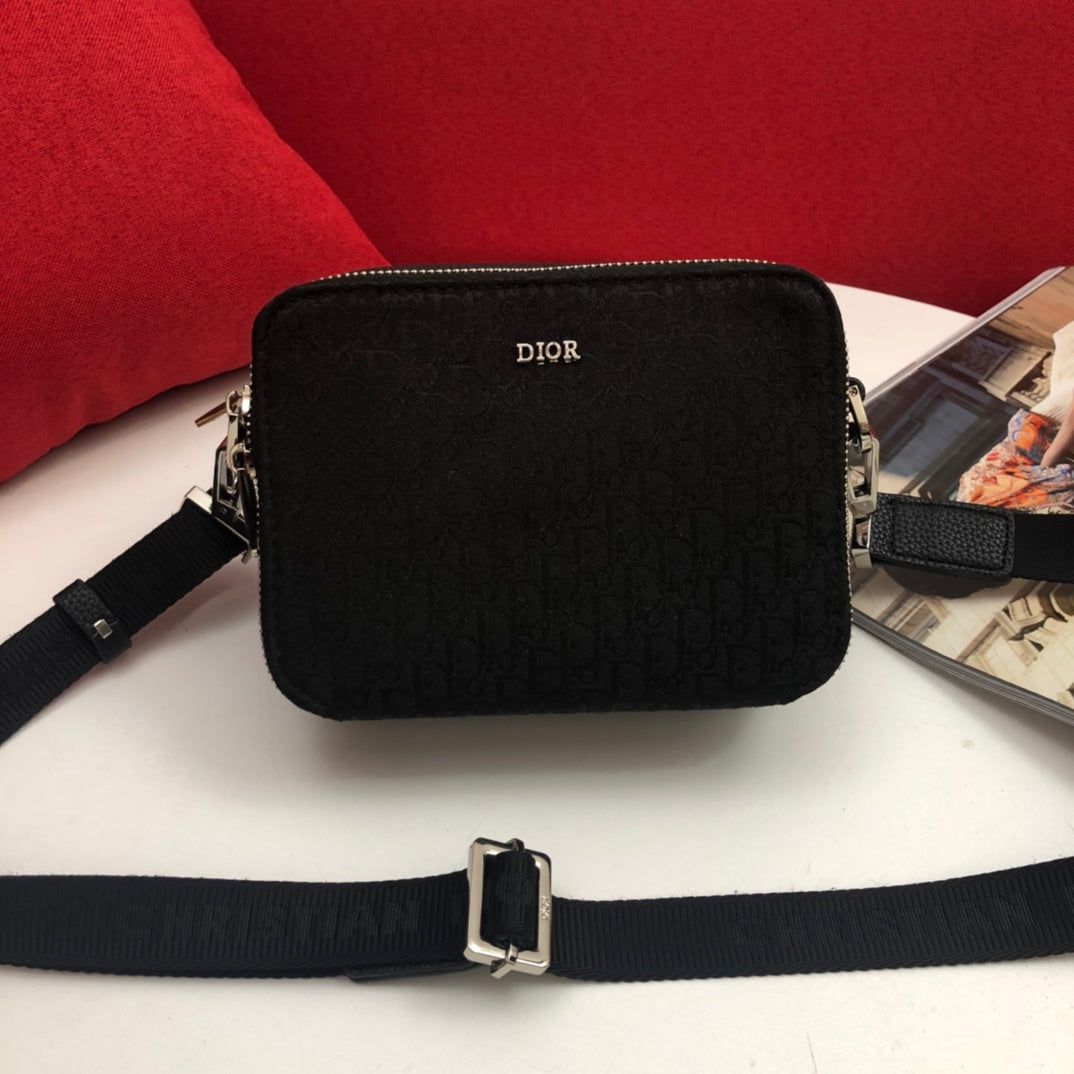 Free shipping LuxluxHouse Dior Top Bag 17*13*6.5cm