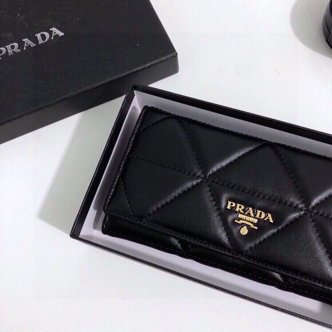 LuxluxHouse Great quality Prada Bag Top Quality 19*10CM Free shipping