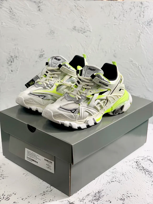 OK batch-Balenciaga track2 sneaker