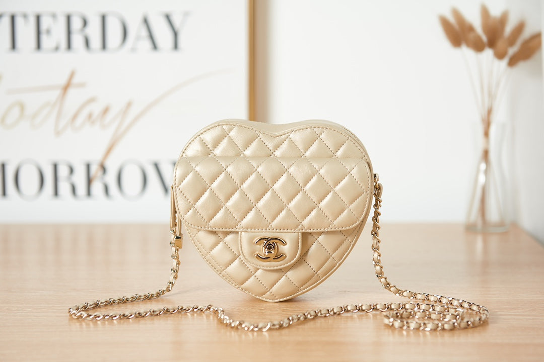 LuxluxHouse Great quality Chanel Top Bag 18*16.5*6.5CM Free shipping