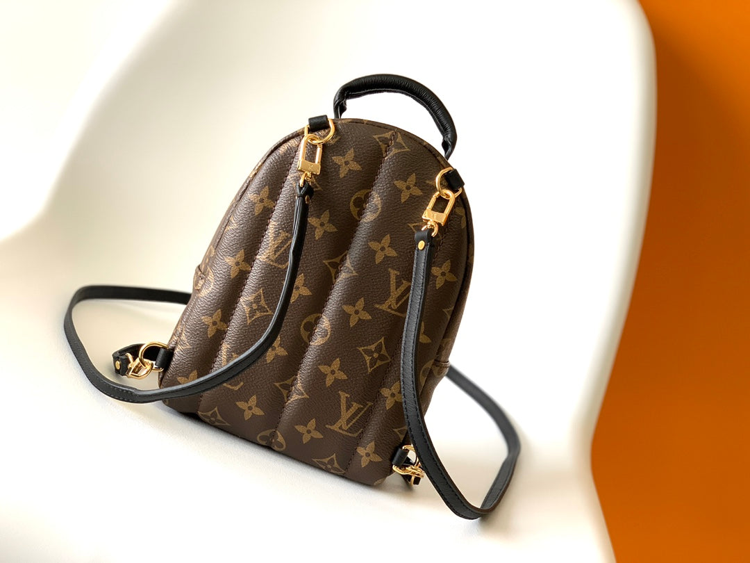 LuxluxHouse Great quality Louis Vuitton Bag Top Quality 15*22*9cm Free shipping