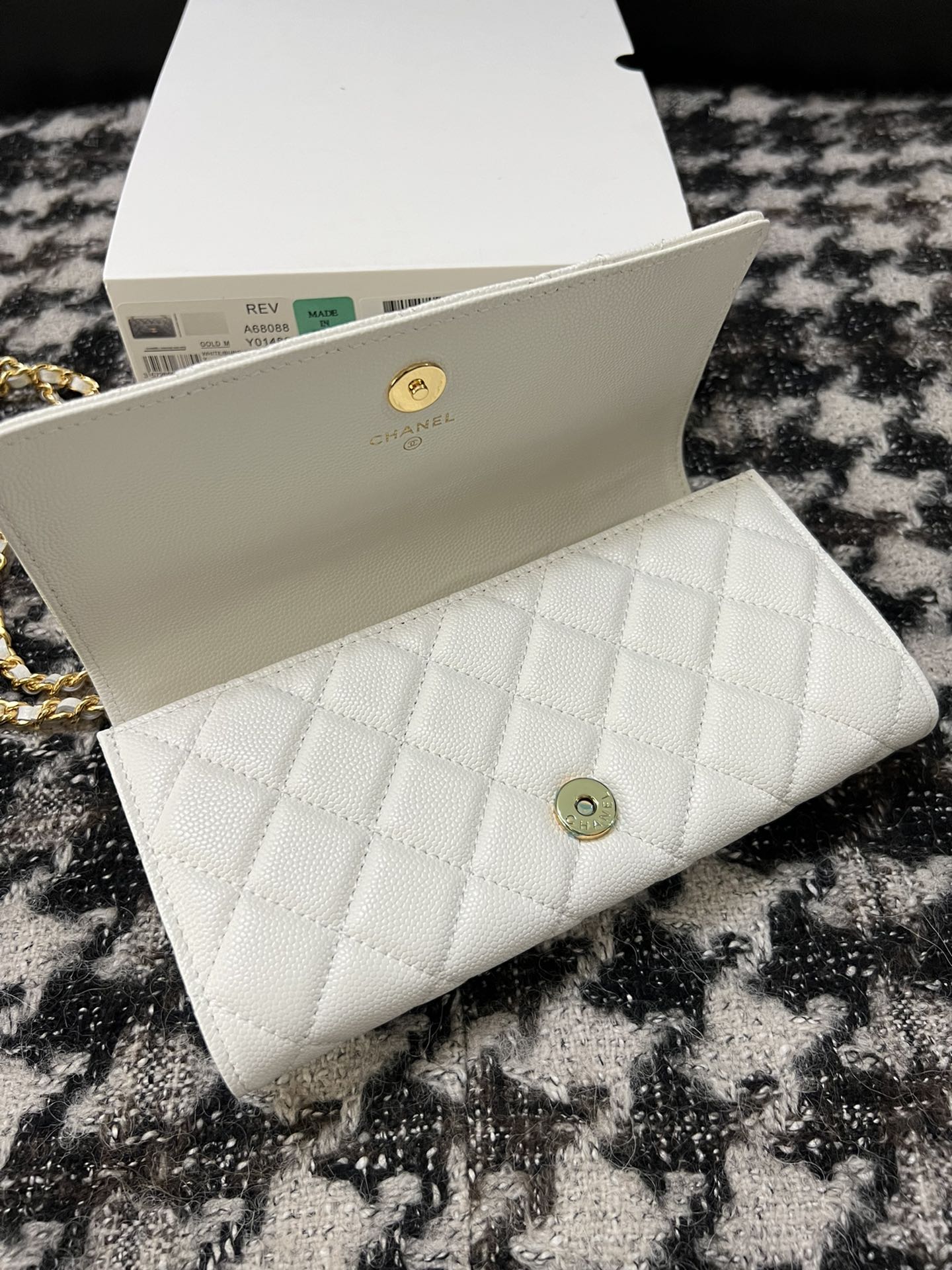 LuxluxHouse Great quality Chanel Bag Top Quality 10.5*19.6*6CM Free shipping