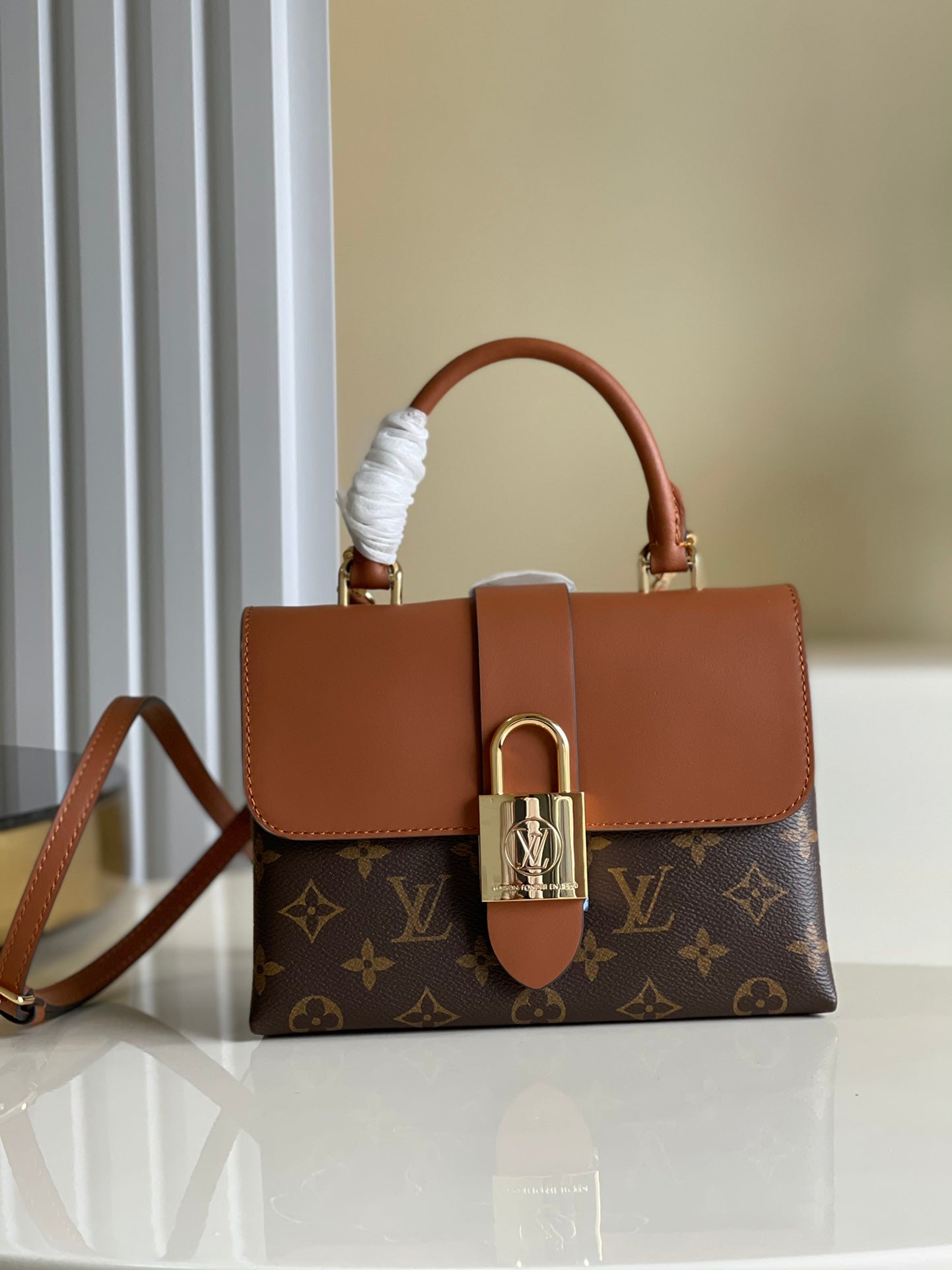 LuxluxHouse Great quality Louis Vuitton Bag Top Quality 21.0 x 17.0 x 8.0 cm Free shipping