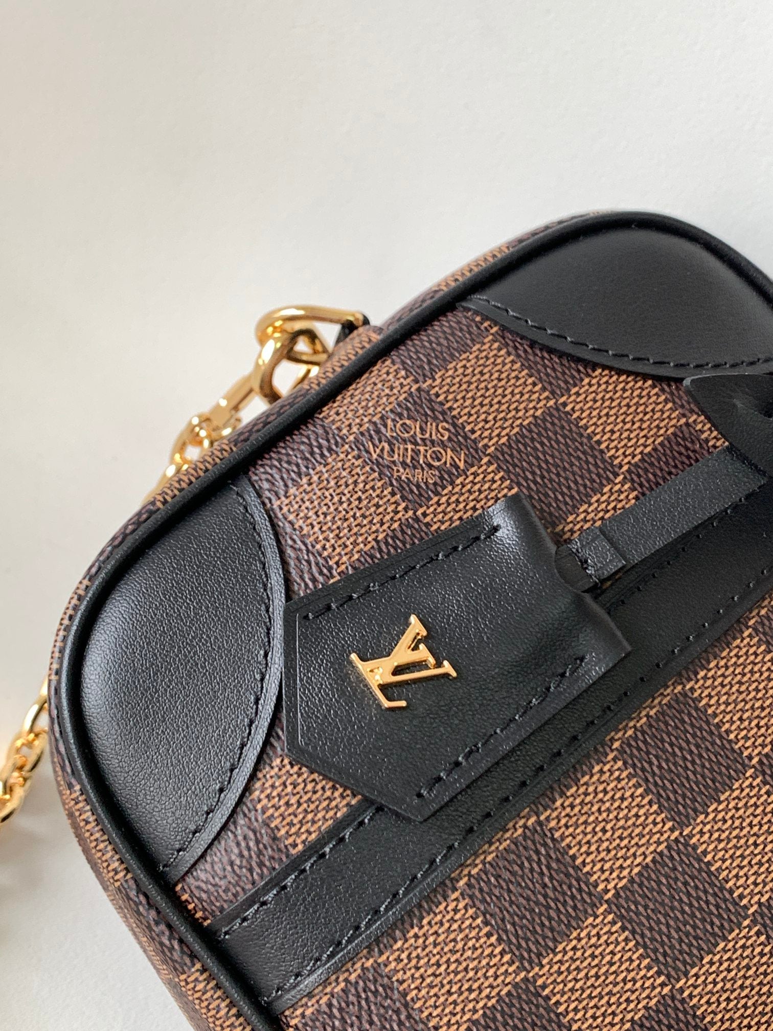 LuxluxHouse Great quality Louis Vuitton Bag Top Quality 21*16*7CM Free shipping