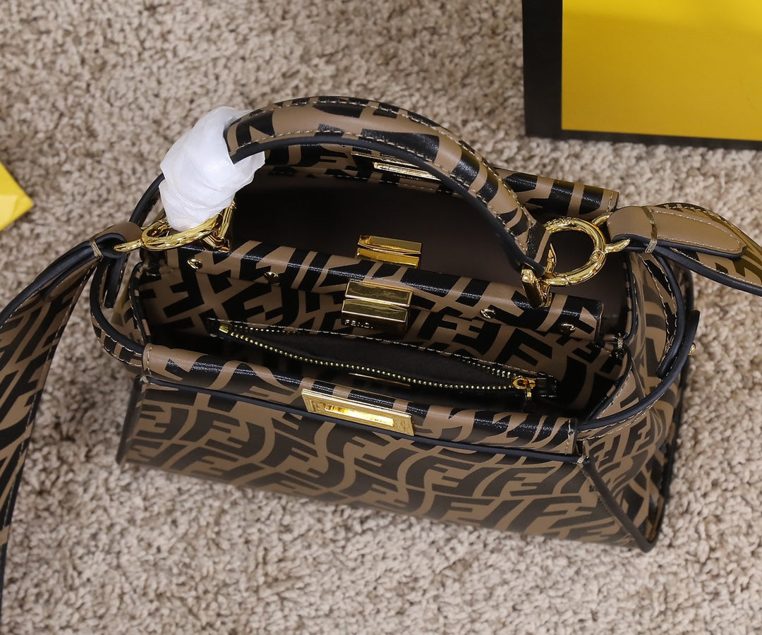 LuxluxHouse Great quality Fendi Bag Top Quality 23*7*18CM Free shipping