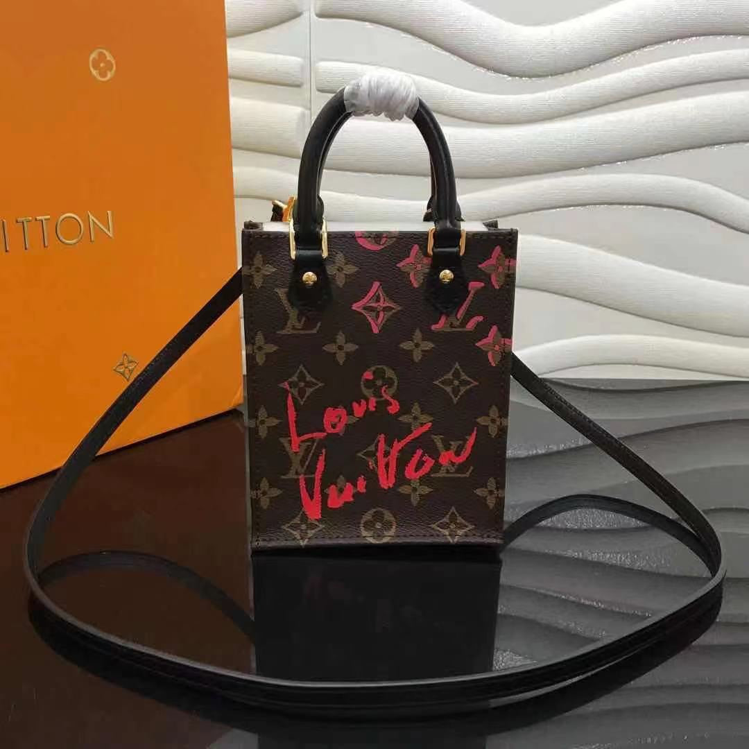 LuxluxHouse Great quality Louis Vuitton Top Bag 17*14*5cm Free shipping