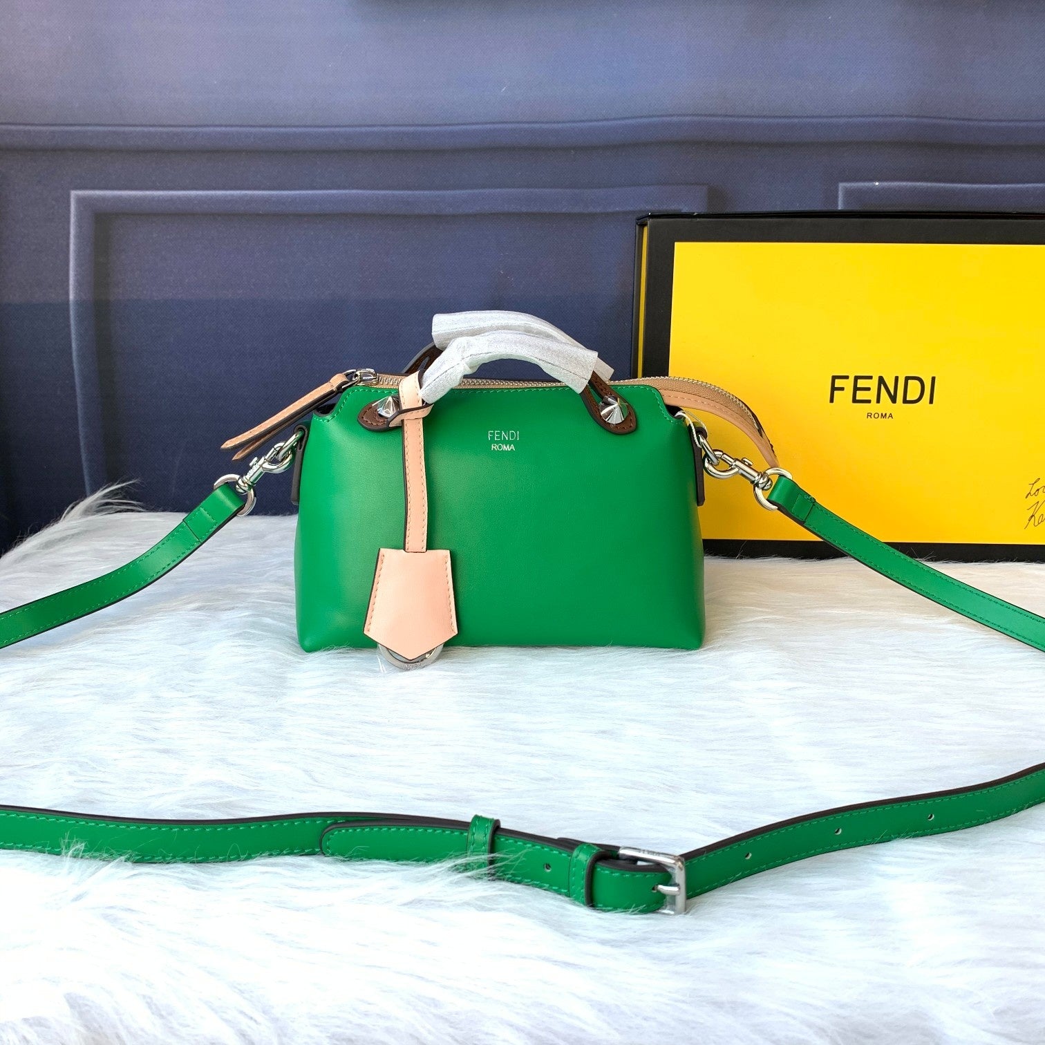 LuxluxHouse Great quality Fendi Top Bag 21*12.5*9.5cm Free shipping