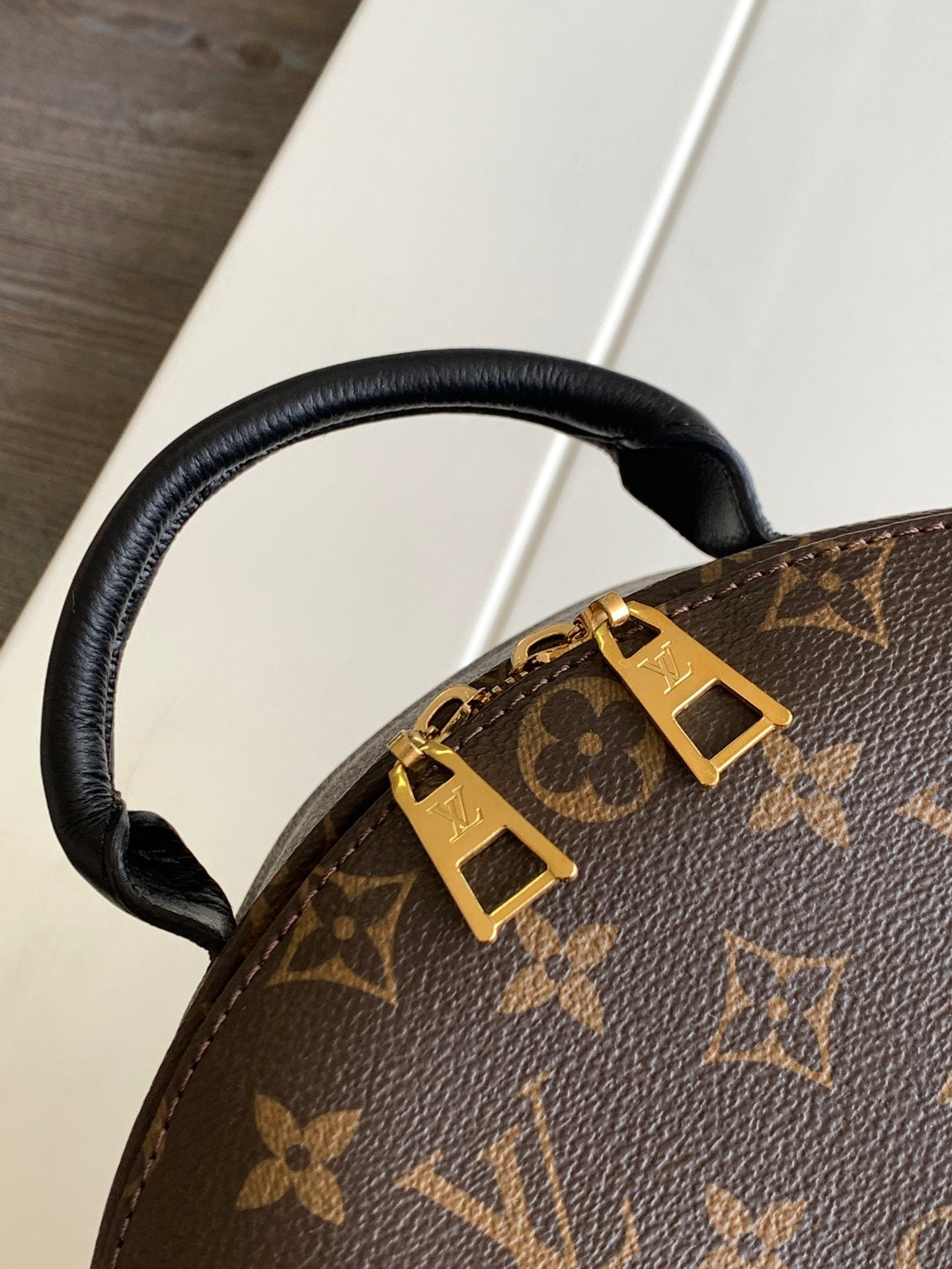 LuxluxHouse Great quality Louis Vuitton Bag Top Quality 28*33*16cm Free shipping