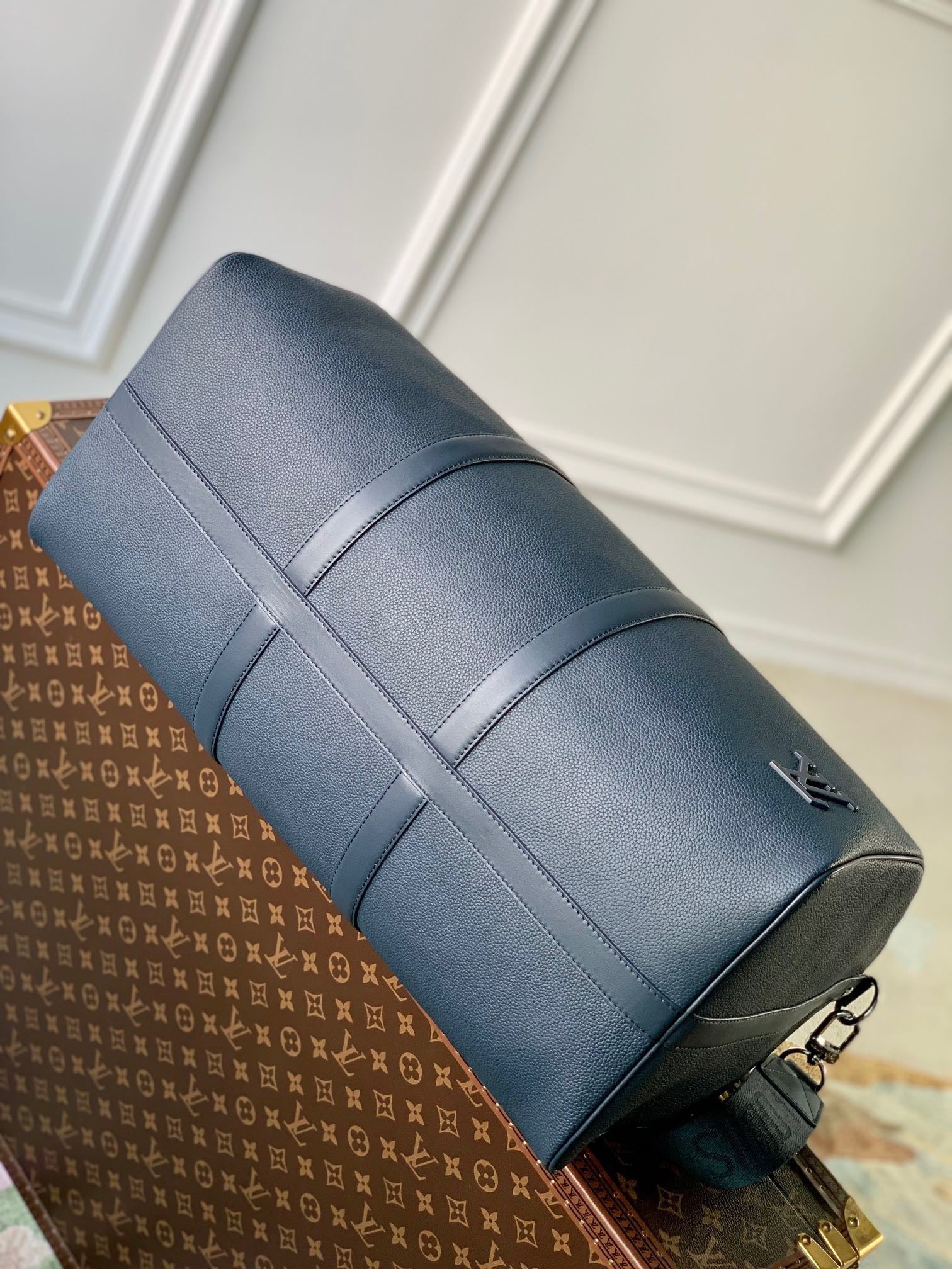 Louis Vuitton Top Bag (LuxluxHouse)