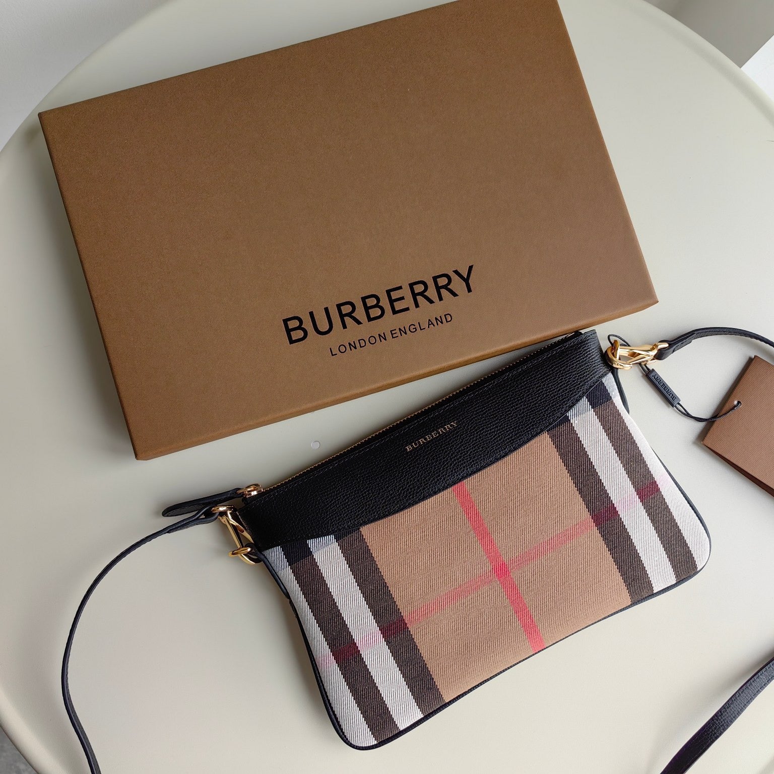 Free shipping LuxluxHouseBurberry Bag Top Quality